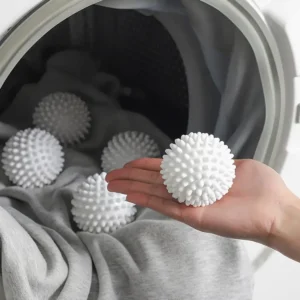 Reusable laundry hair catcher balls for washing machine loads